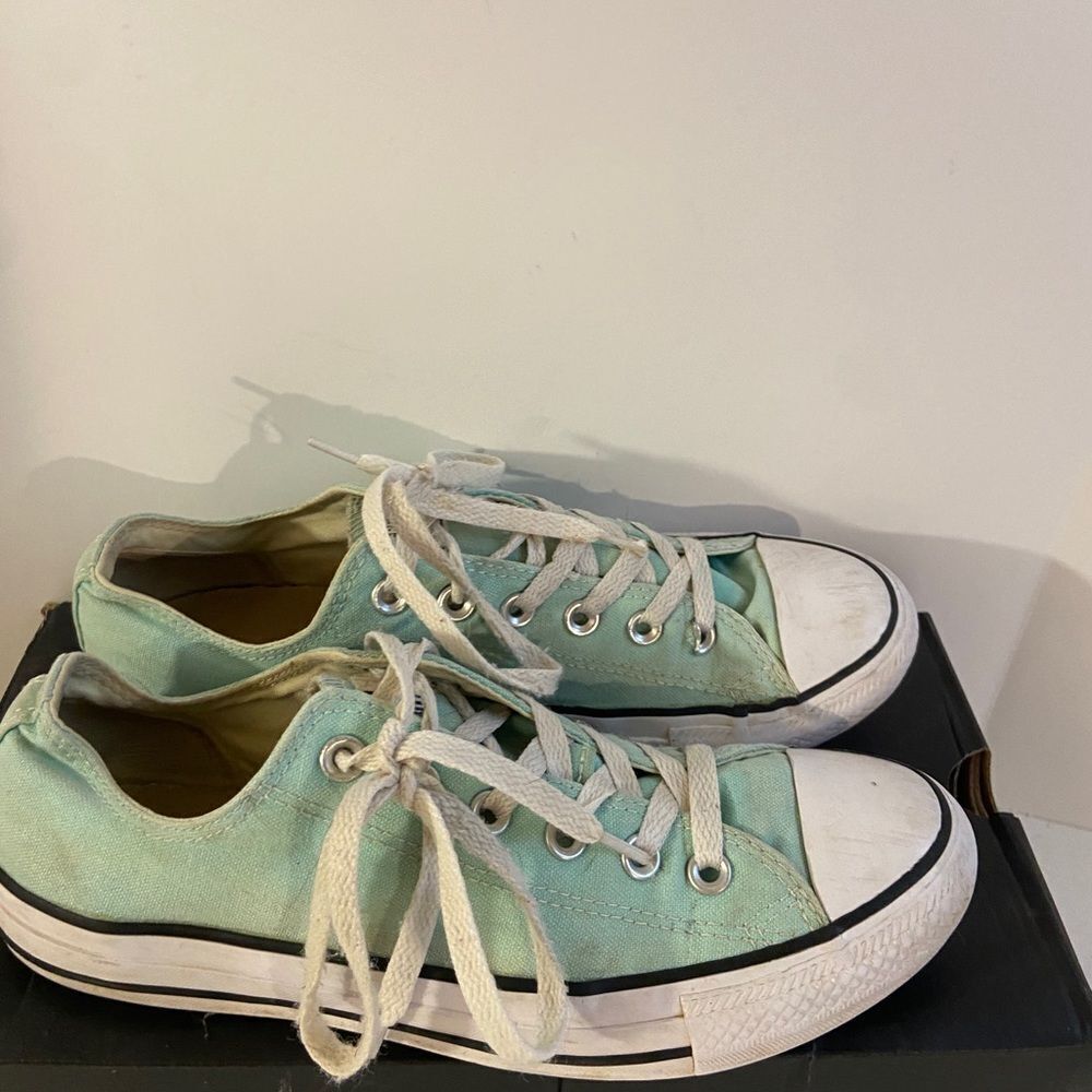 Converse mint green sneakers size 9